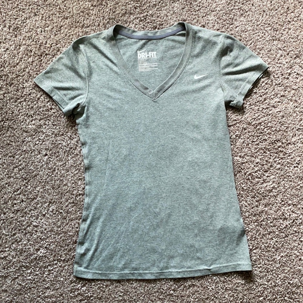 Nike Short Sleeve DRI-FIT top | XS